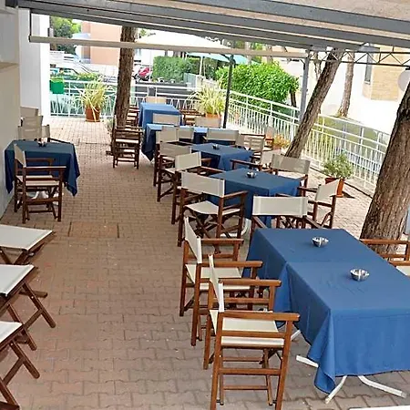 Garden 3*