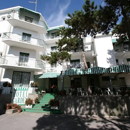 Garden لينانو سابيادورو