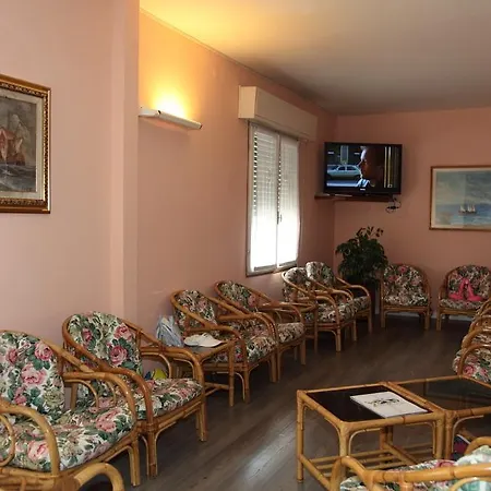 Garden لينانو سابيادورو